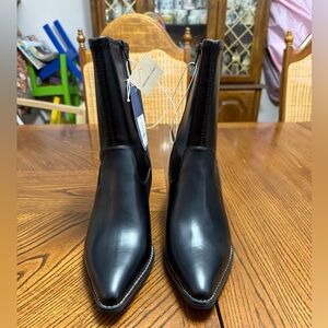 Universal Thread Black Aubree Boots. NWT. Size 8
